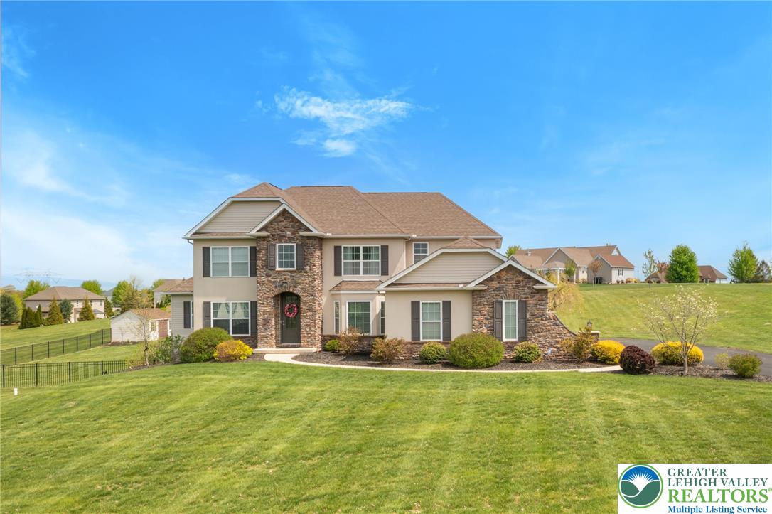 208 East Dell Road