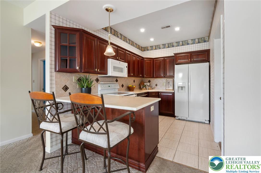 2504 Rolling Green Drive