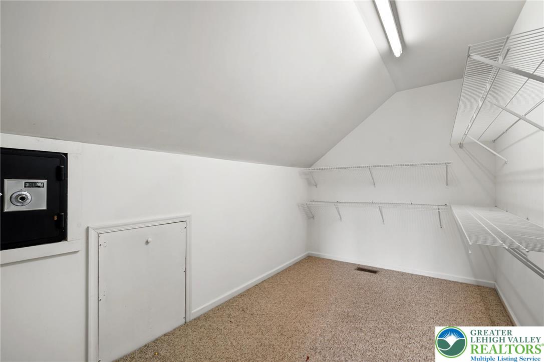 2504 Rolling Green Drive