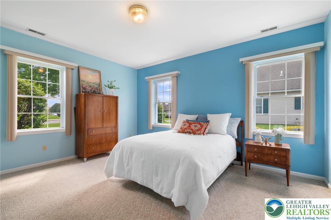 2504 Rolling Green Drive