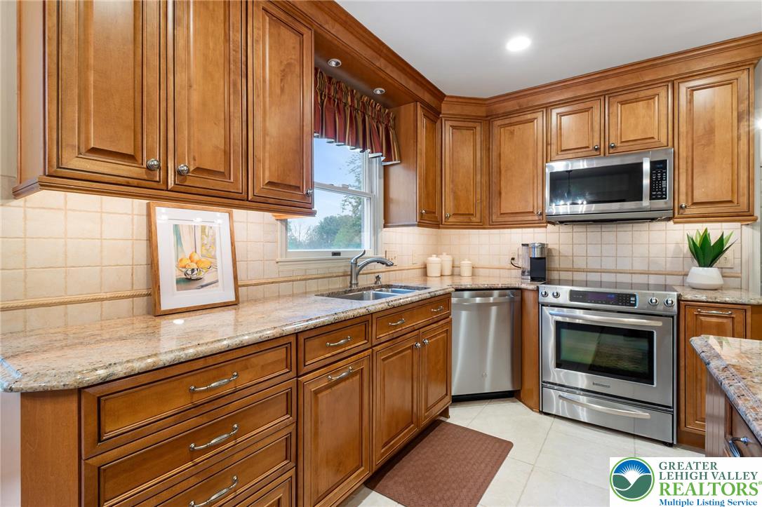 4011 Howertown Road