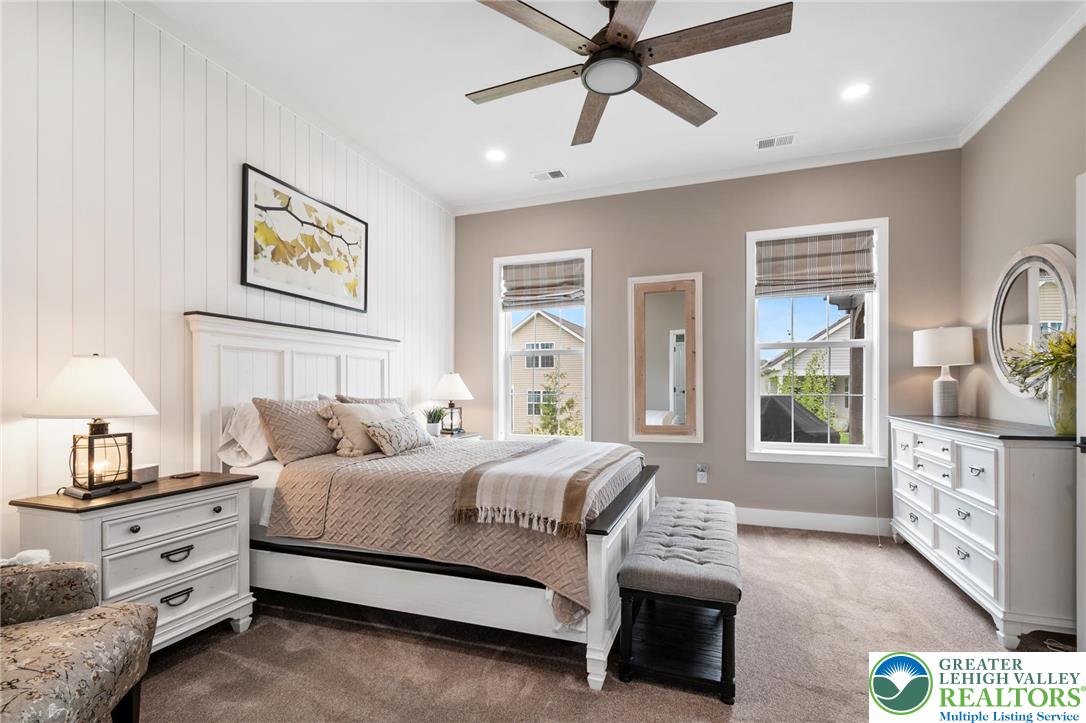 7928 Schaefer Crest