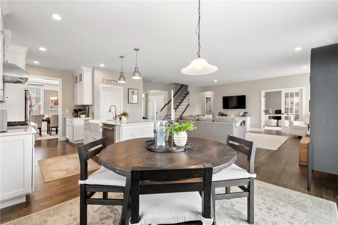 6436 Fox Glove Lane