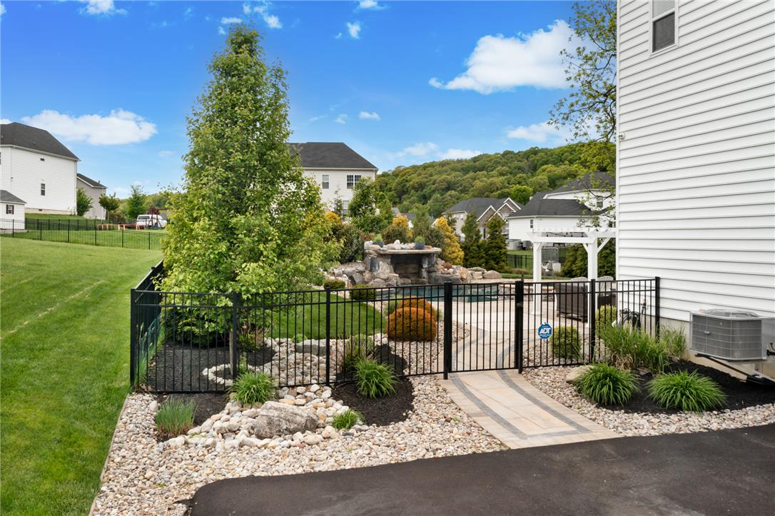 6436 Fox Glove Lane