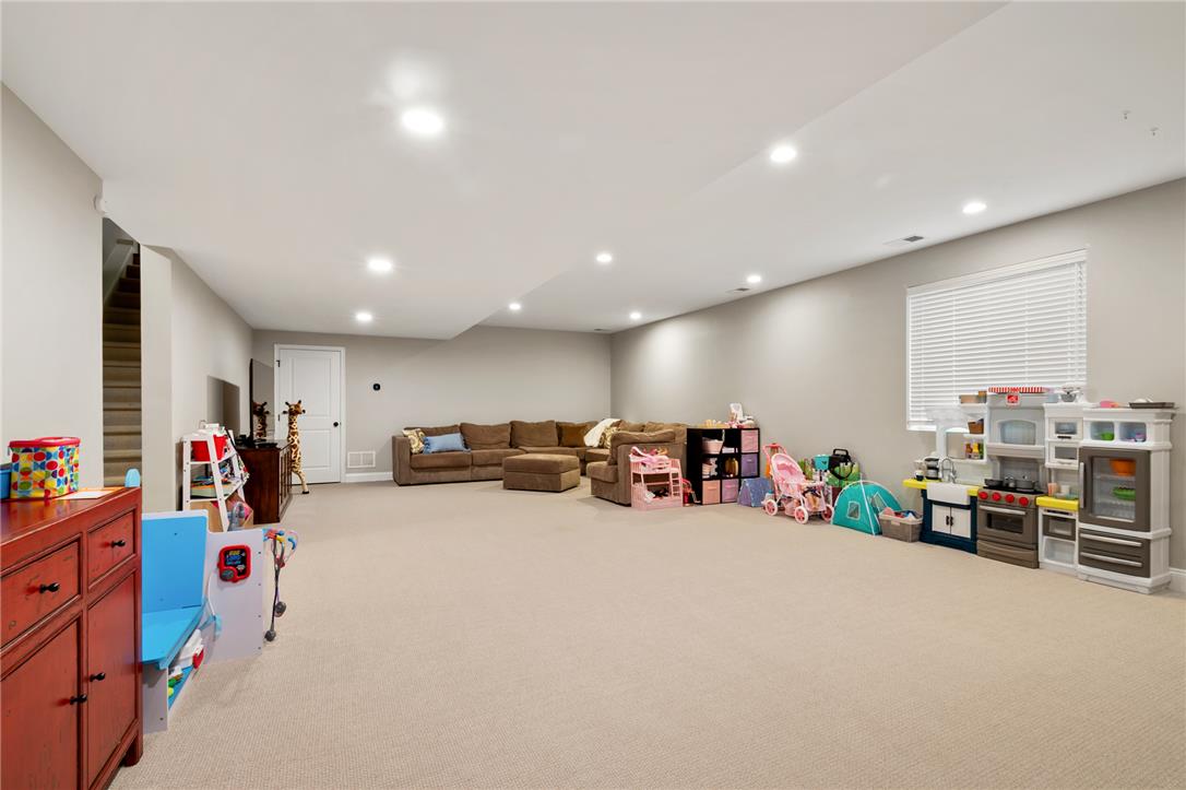 6436 Fox Glove Lane
