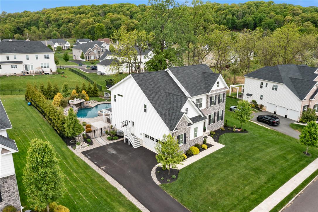 6436 Fox Glove Lane