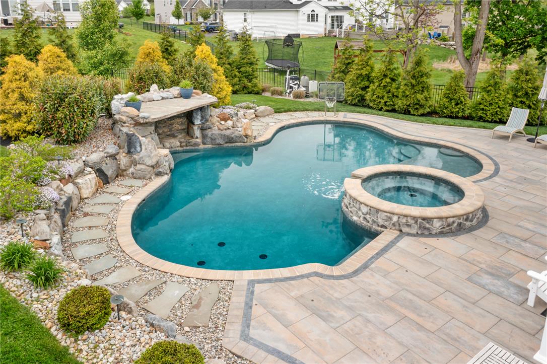6436 Fox Glove Lane
