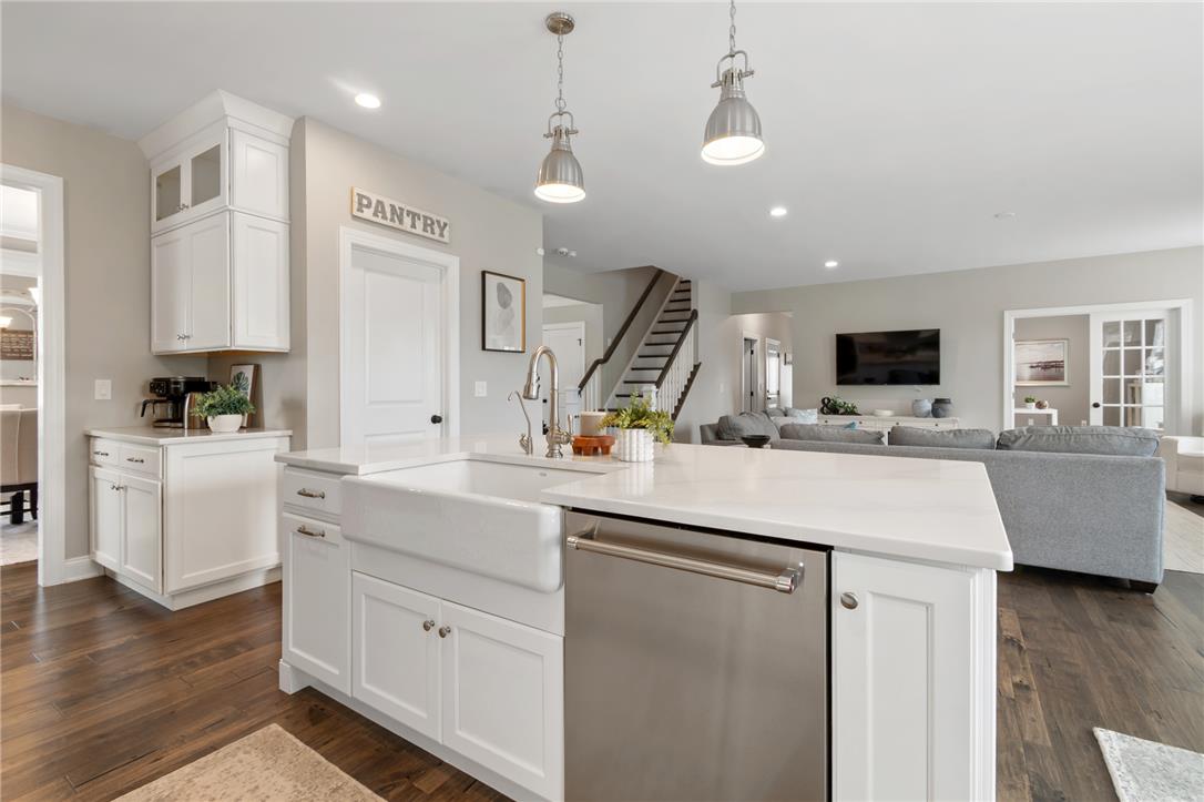 6436 Fox Glove Lane