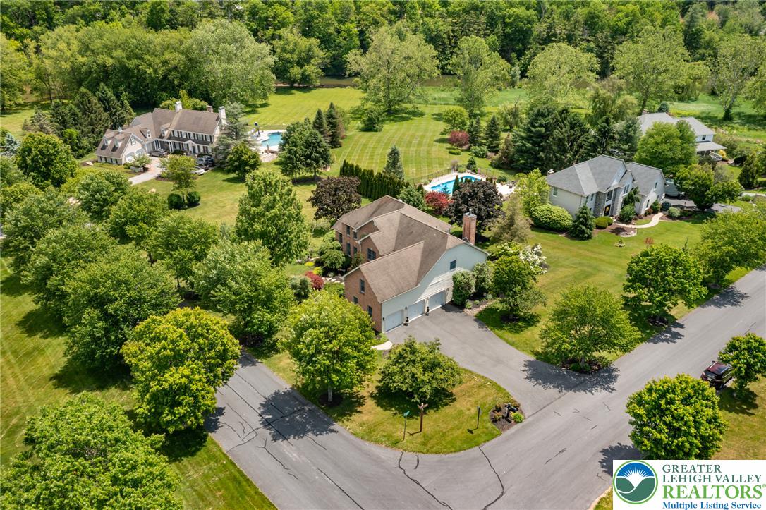 3015 Kerns Court