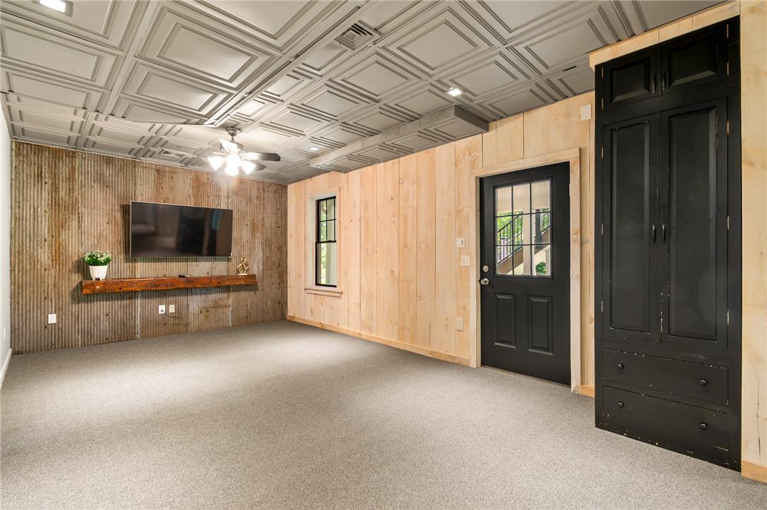 5501 Northwood Drive