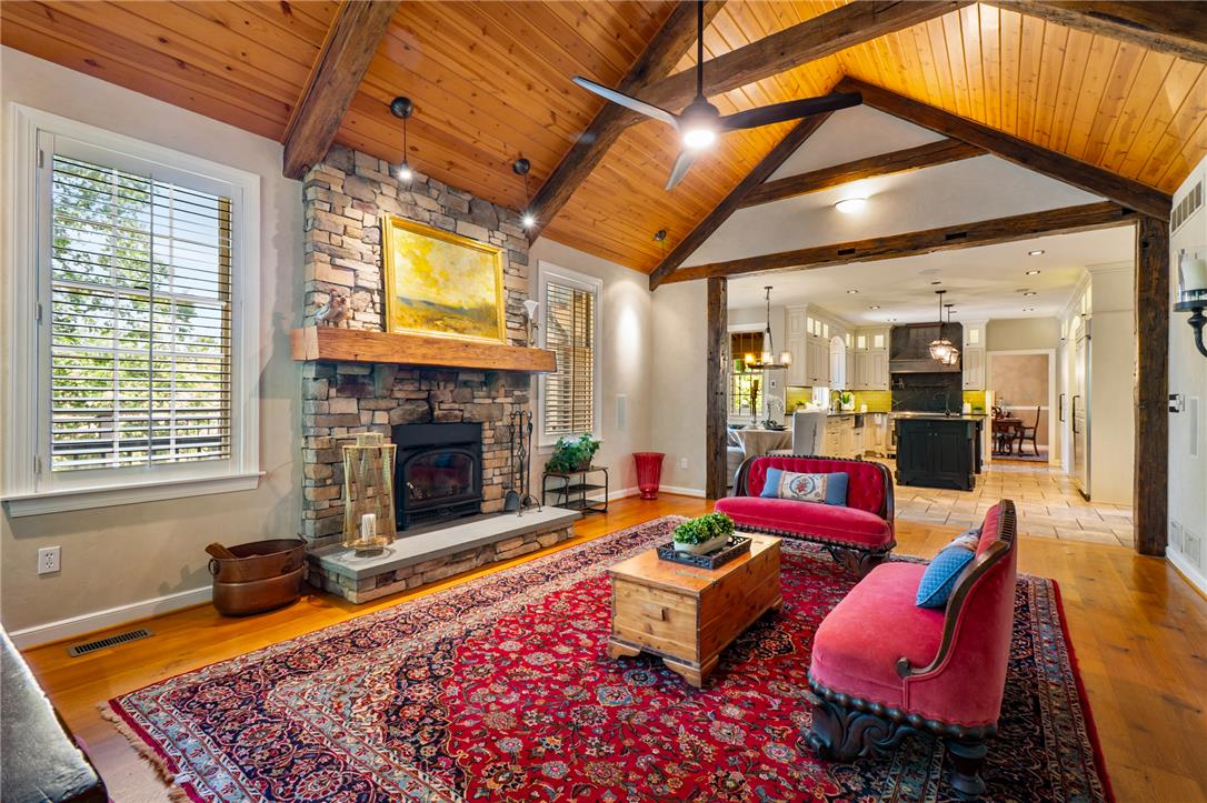 5501 Northwood Drive