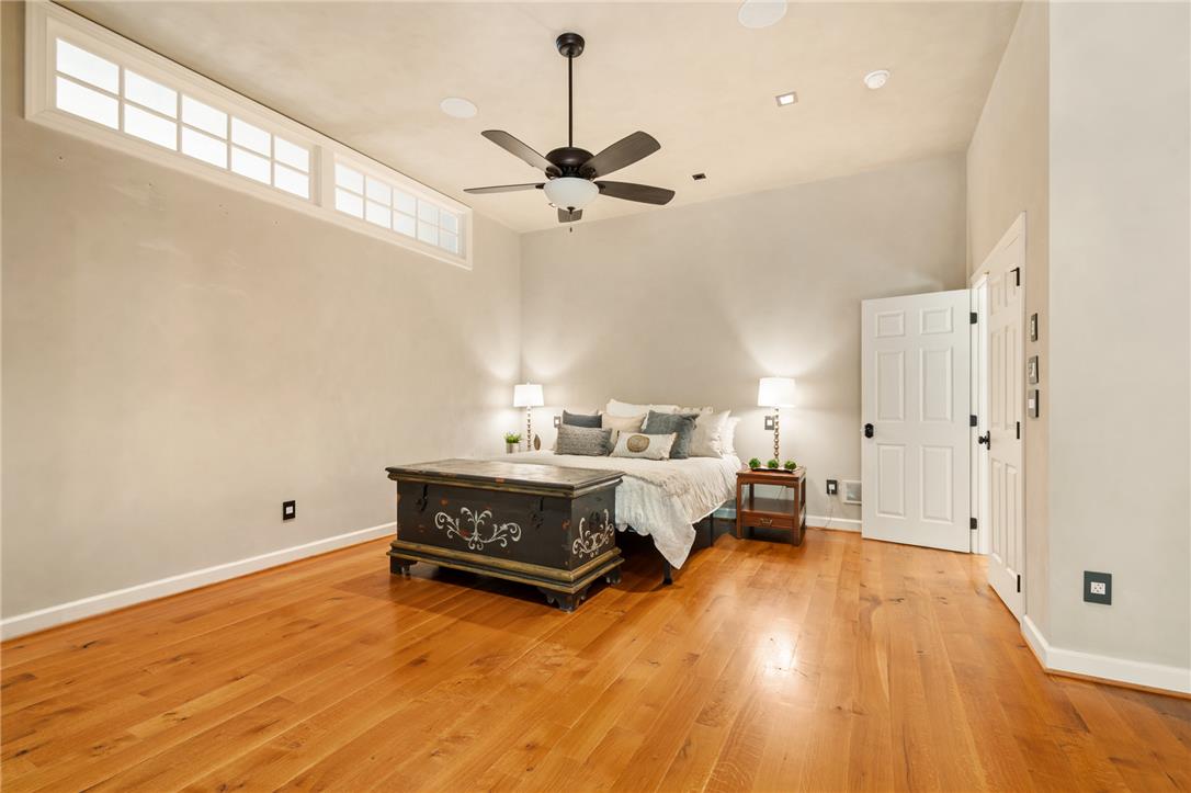 5501 Northwood Drive