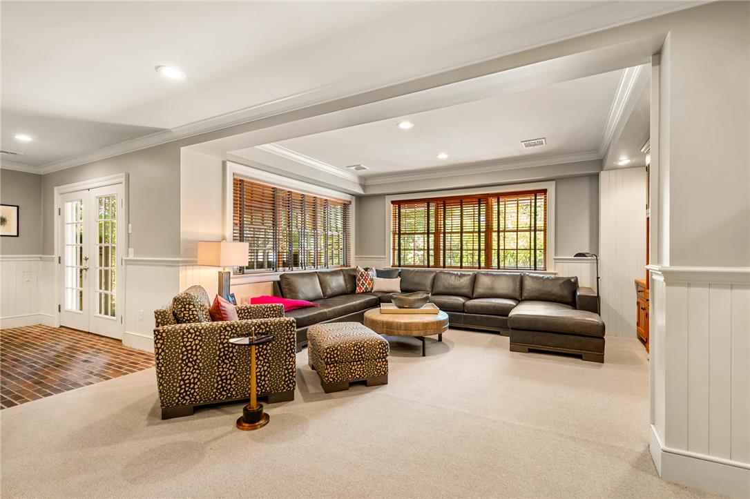 2850 Apple Valley Estates Drive