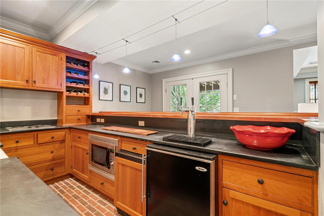 2850 Apple Valley Estates Drive