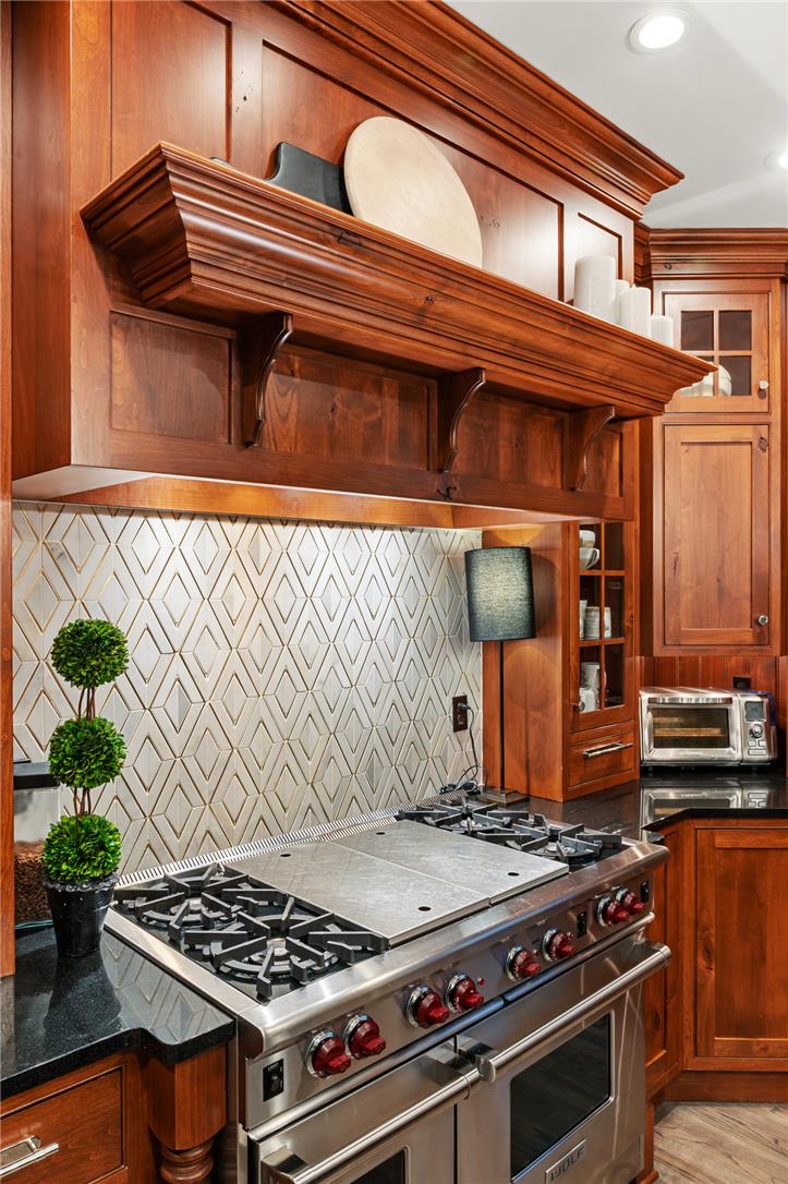 2850 Apple Valley Estates Drive