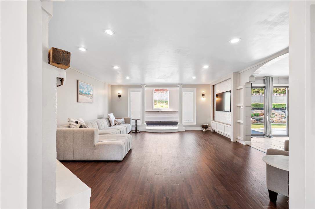 2230 Greenwood Road