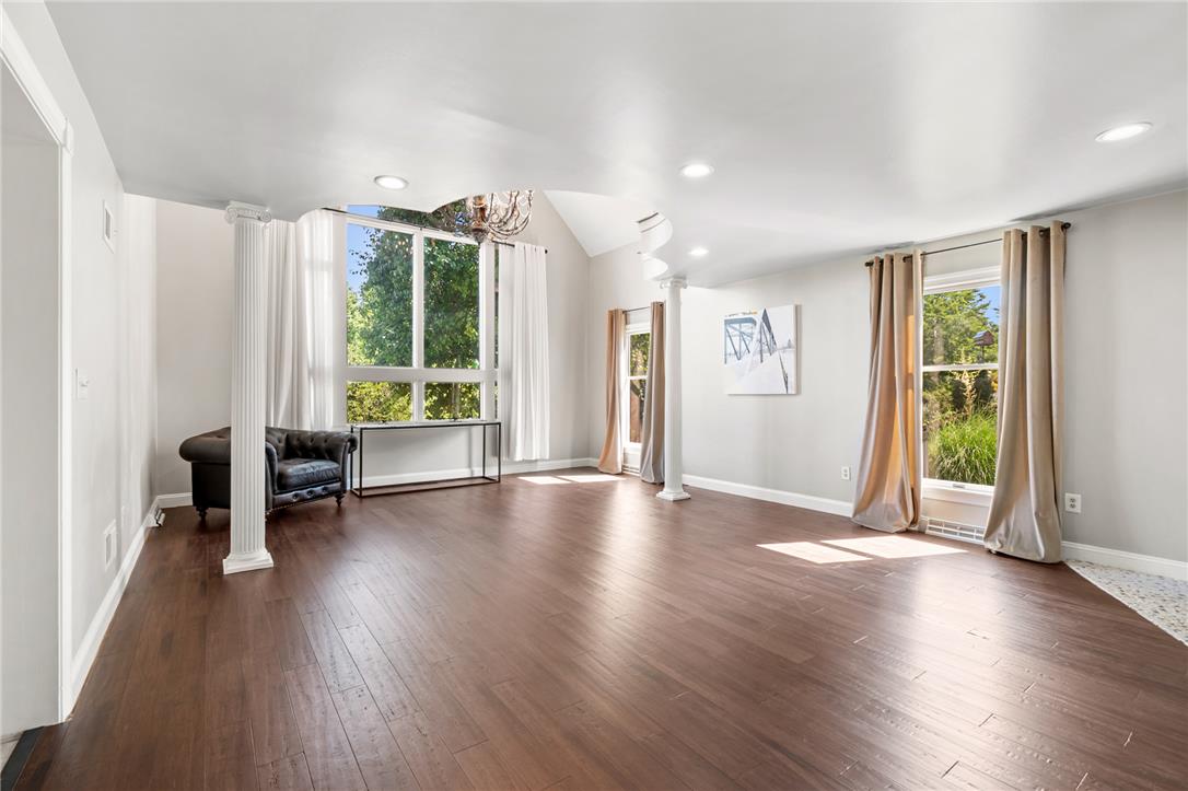 2230 Greenwood Road