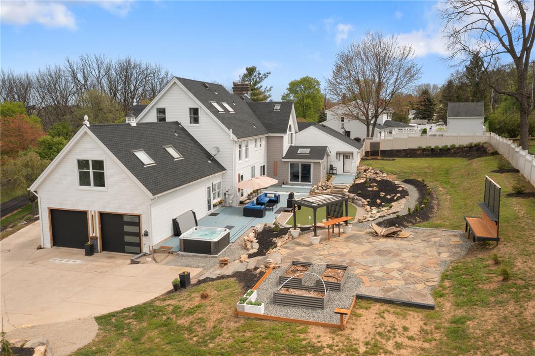 2230 Greenwood Road