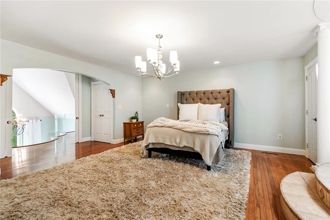 2230 Greenwood Road