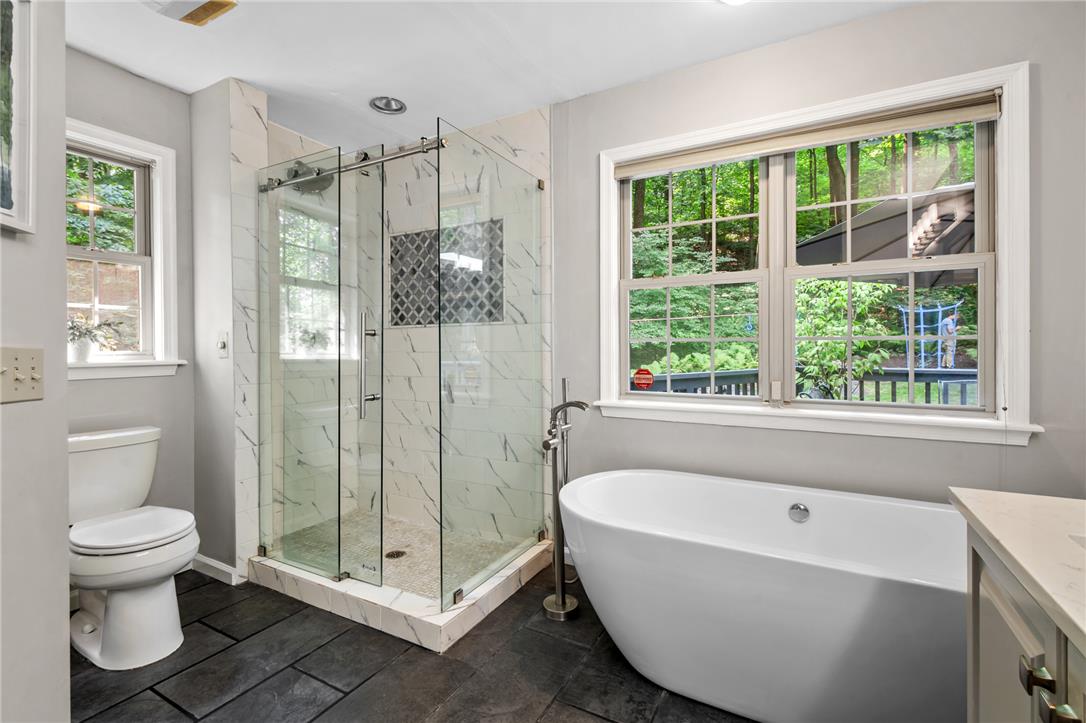 4599 Pleasant View Drive