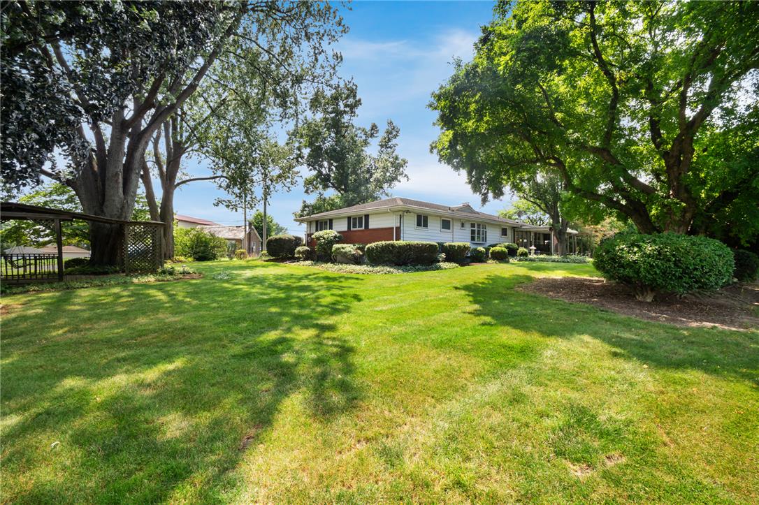 9237 Newtown Road