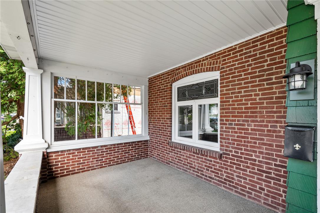 428 Lafayette Avenue