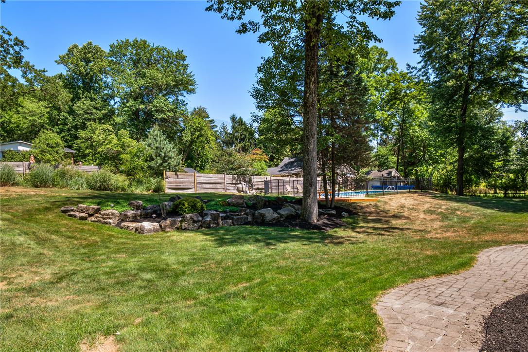3598 Laurel Lane