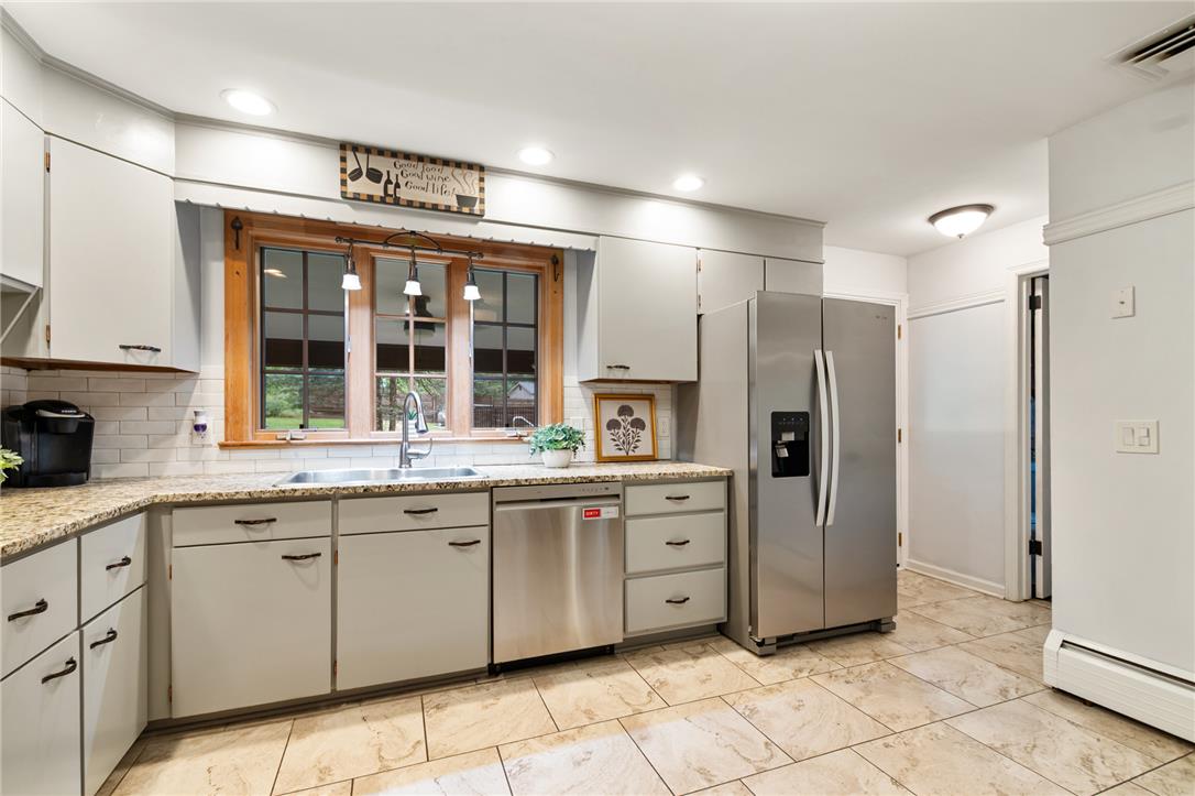 3598 Laurel Lane