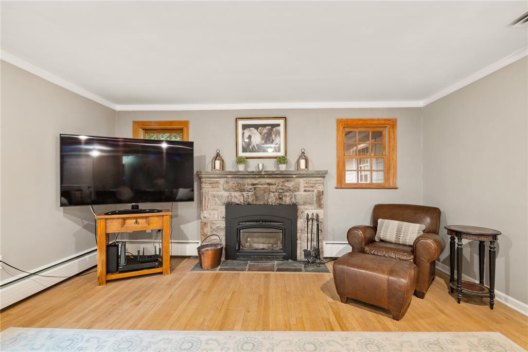 3598 Laurel Lane