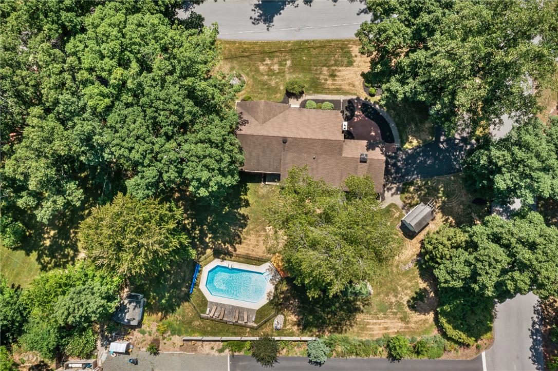 3598 Laurel Lane