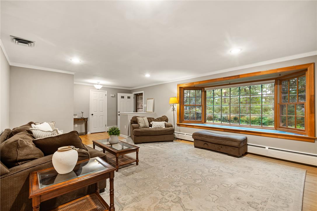 3598 Laurel Lane