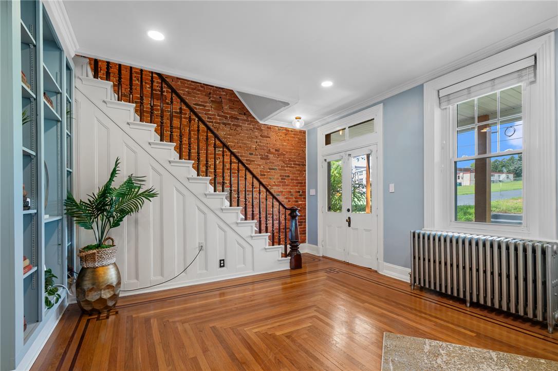 3552 Broadway