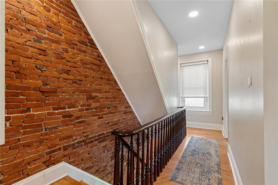 3552 Broadway