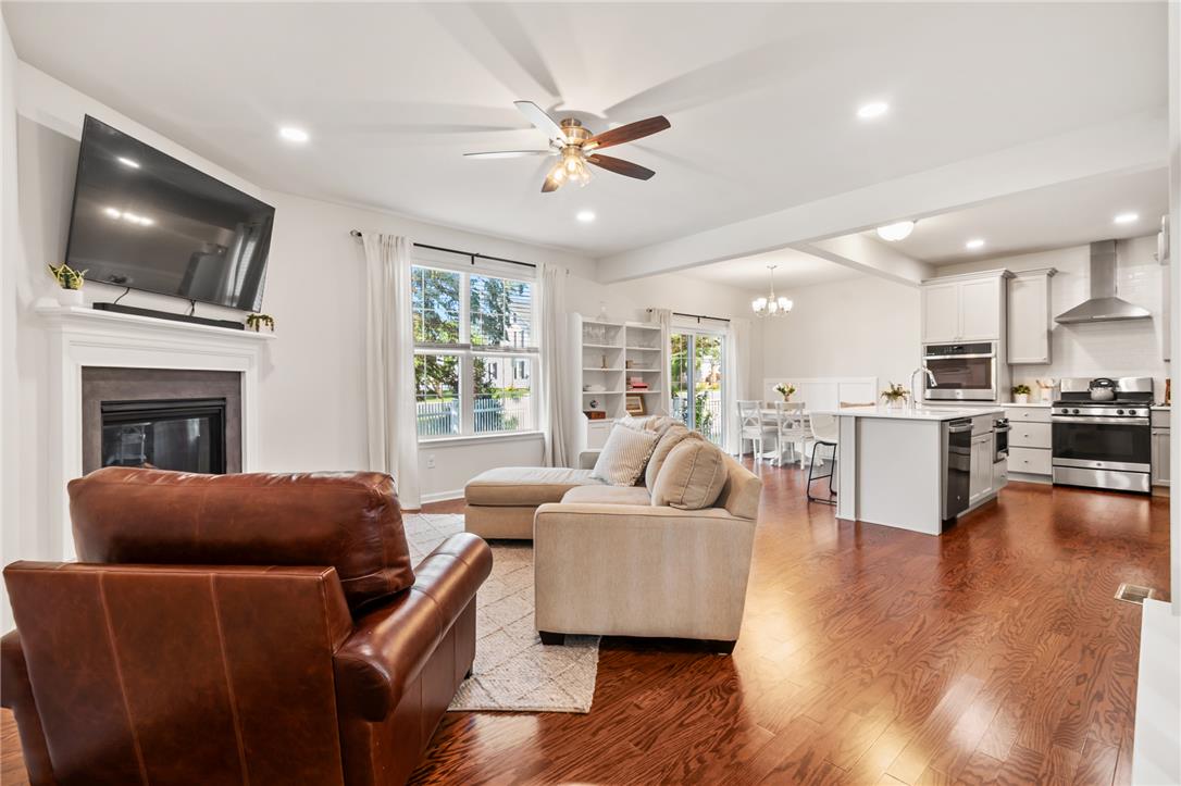 326 Bendelow Lane
