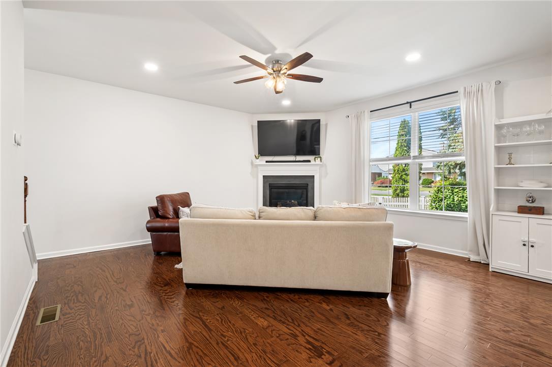 326 Bendelow Lane