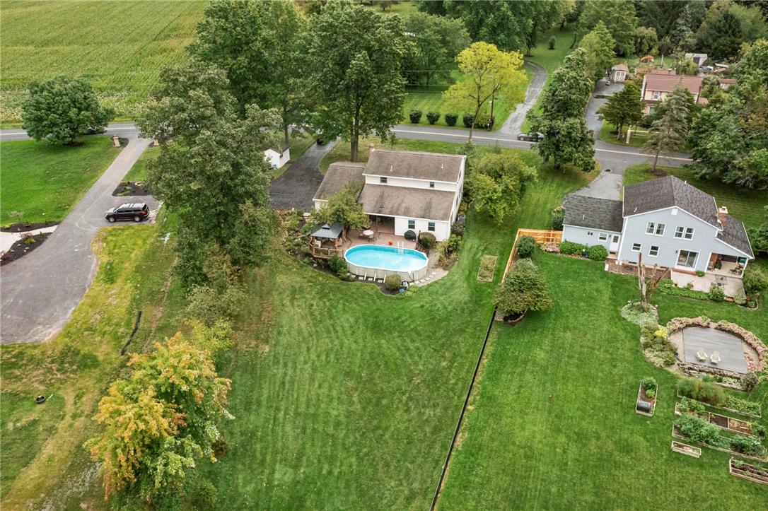 6528 Walnut Lane