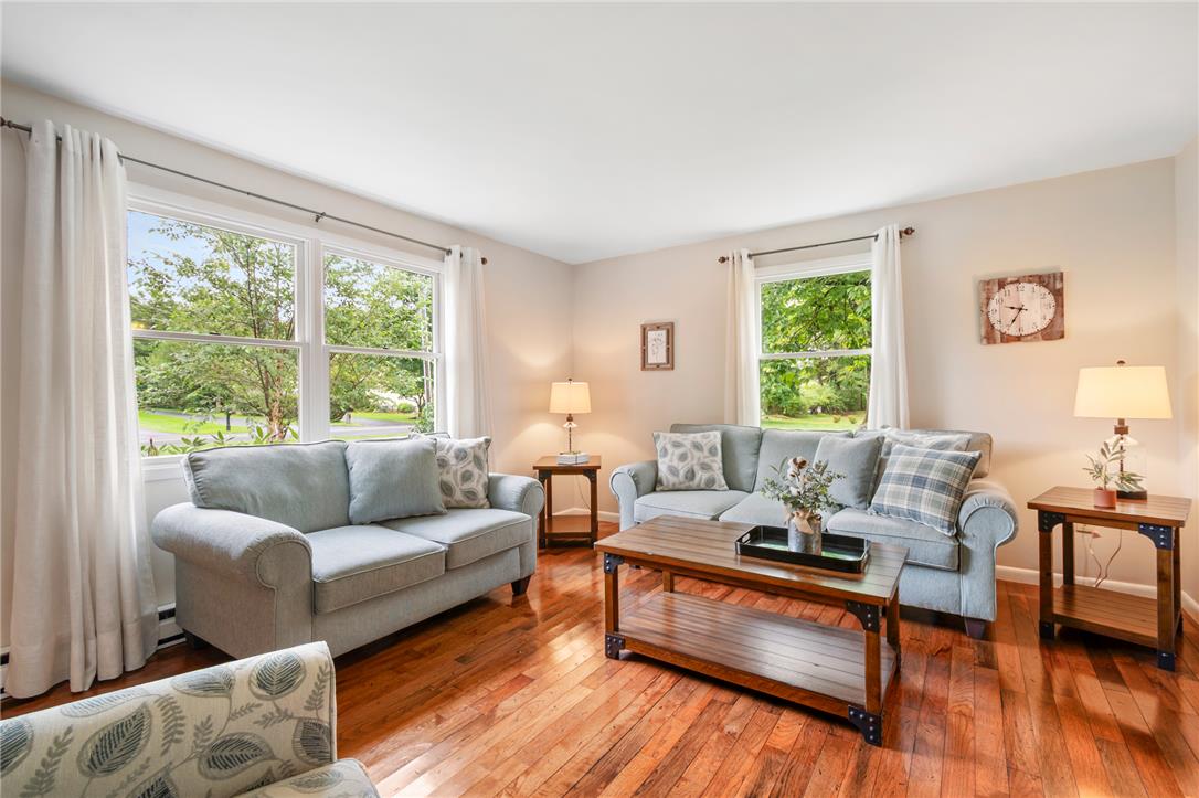 6528 Walnut Lane
