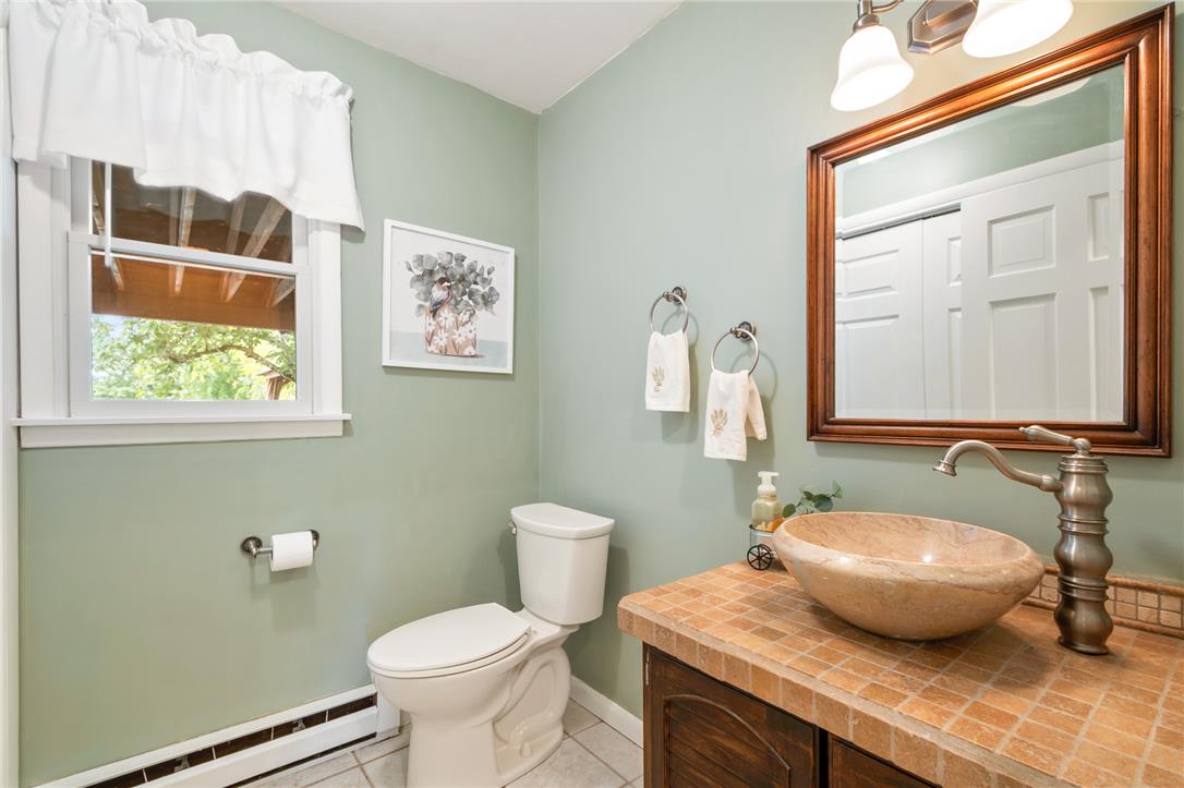 6528 Walnut Lane
