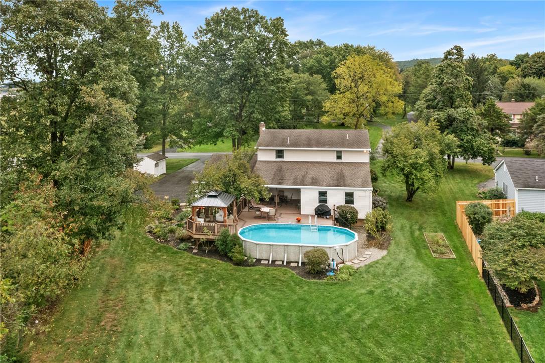 6528 Walnut Lane