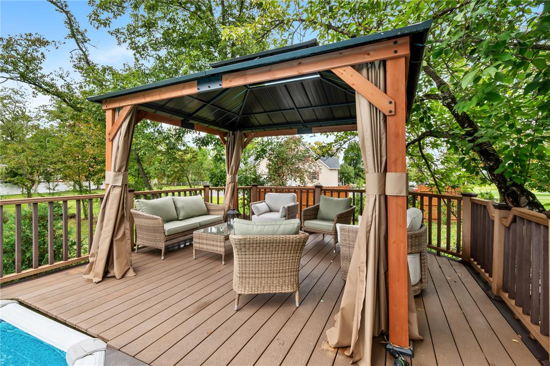 6528 Walnut Lane