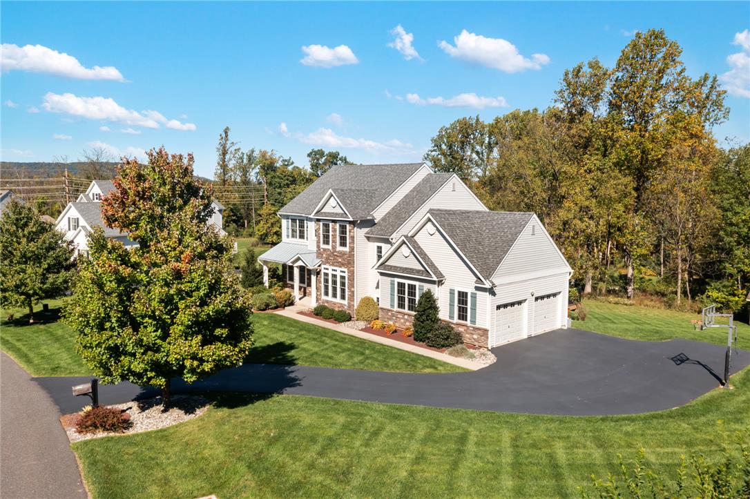 1700 Mountain View Drive