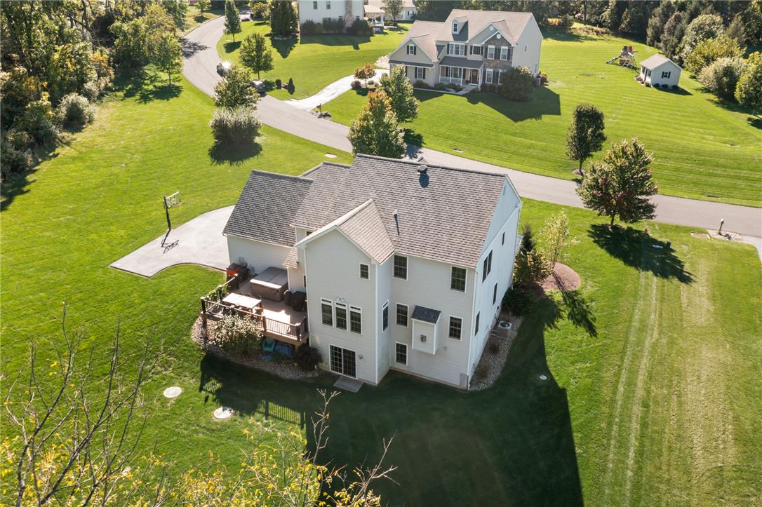 1700 Mountain View Drive