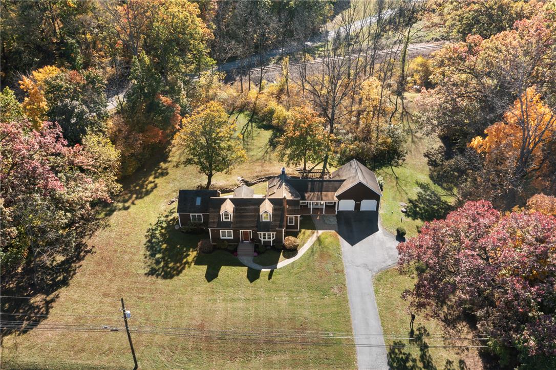 4236 Huckleberry Road