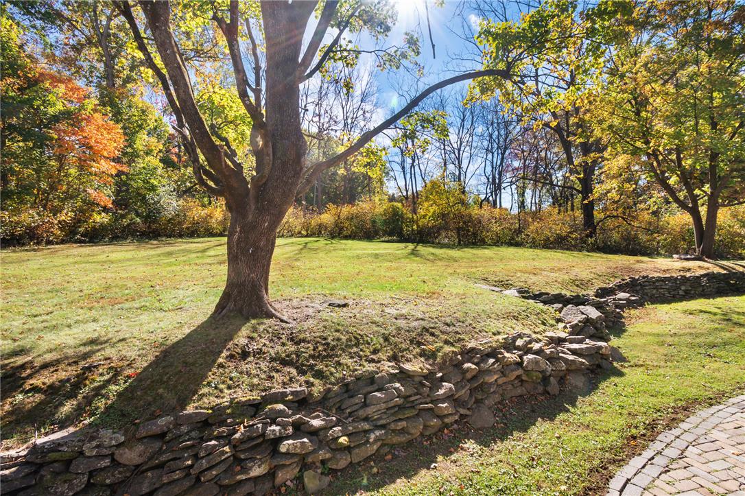 4236 Huckleberry Road