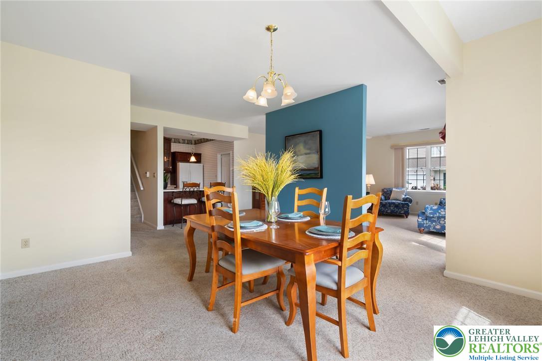 2504 Rolling Green Drive