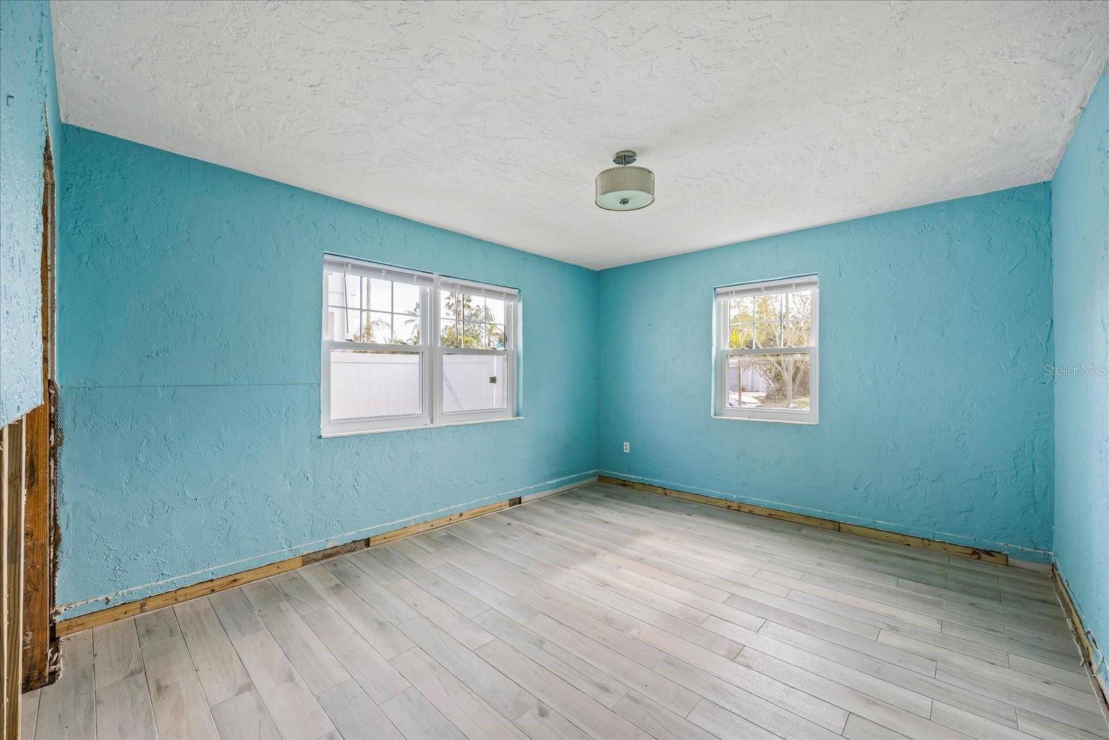 105 3RD ST