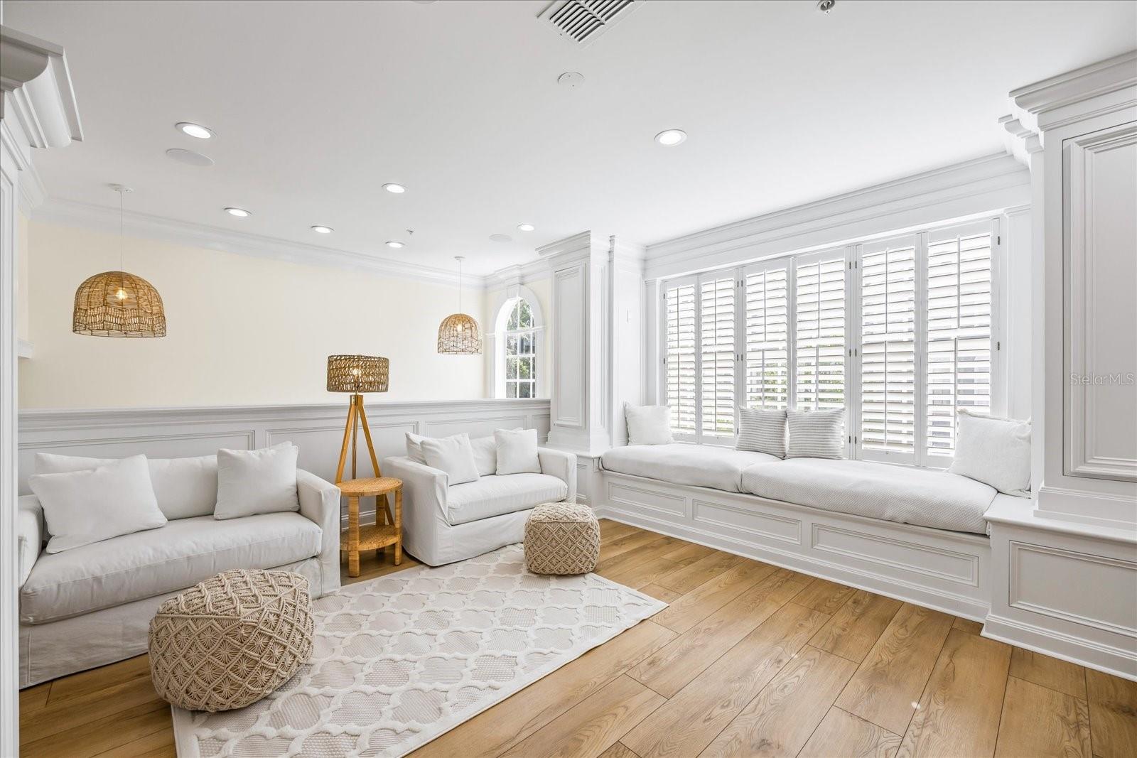 1476 HARBOUR WALK RD