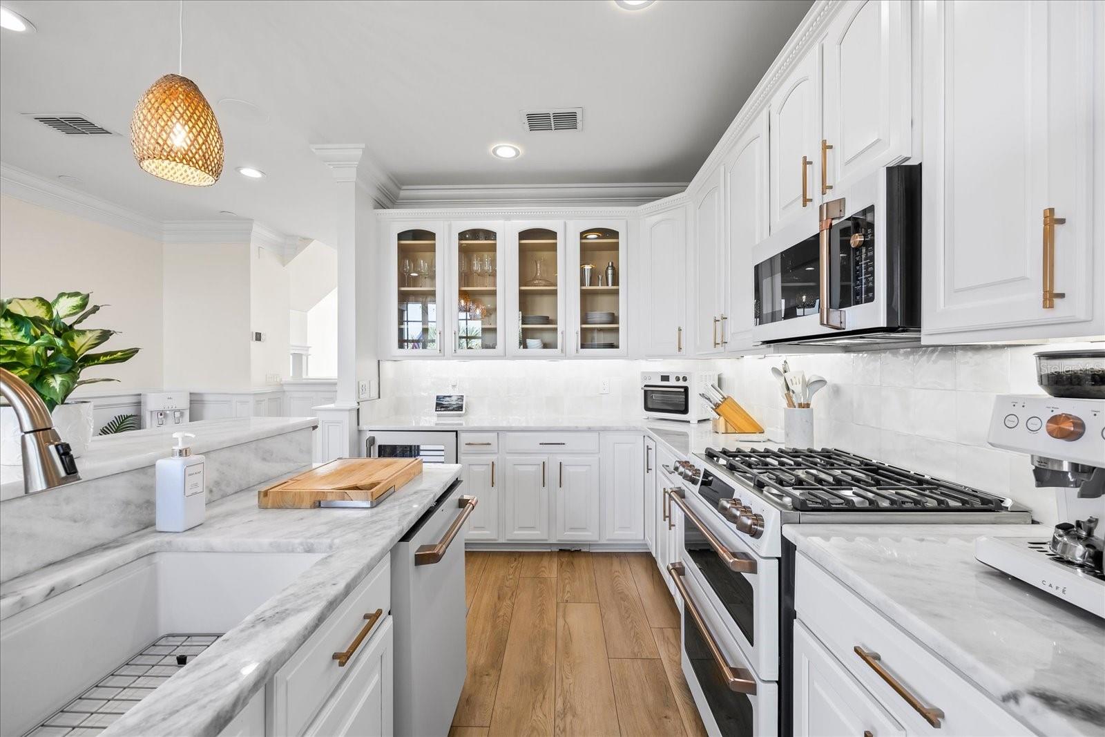 1476 HARBOUR WALK RD