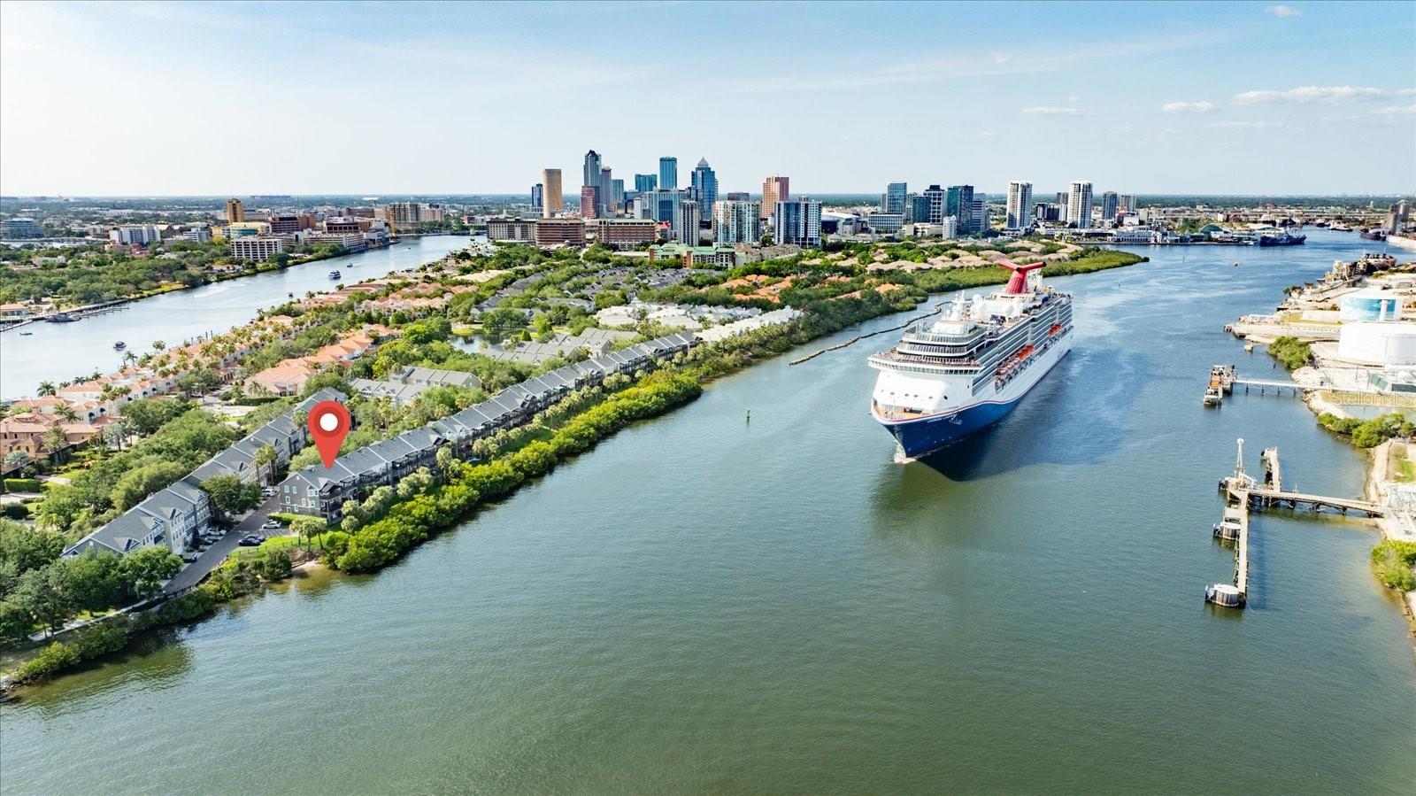 1476 HARBOUR WALK RD