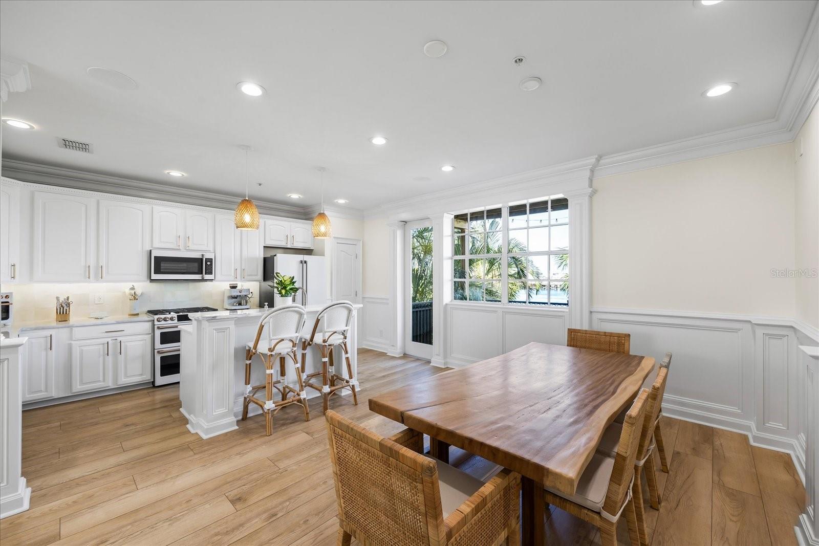 1476 HARBOUR WALK RD